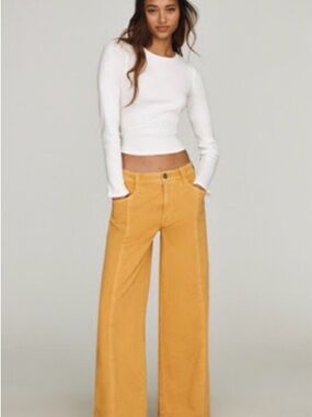 Anthropologie Pilcro Wide Leg High-Rise Women’s Jeans in Mustard